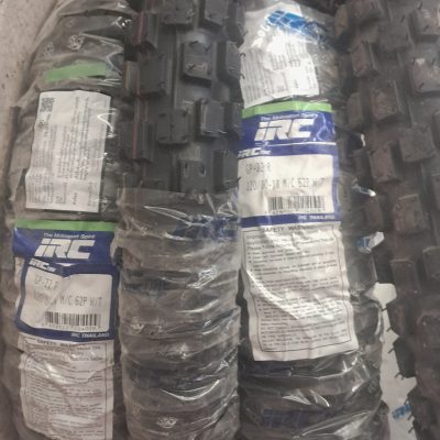 خرید لاستیک جلو و عقب موتور سیکلت IRC تایلند سایز 4.60×18 و 3.20×19 مناسب WR155R، CRF-L، KTM Enduro و KLX، تولید 2023، کیفیت اورجینال و چسبندگی عالی مخصوص آفرود.