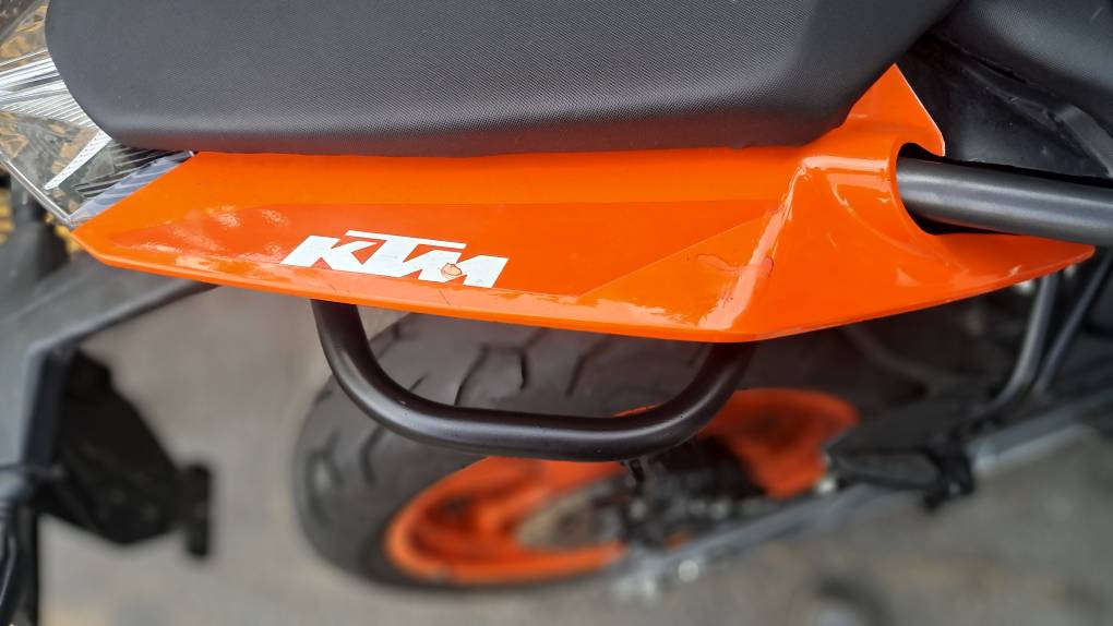 دستگیره عقب و پروتکشن صندلی KTM Duke | طراحی اسپرت و محافظتی